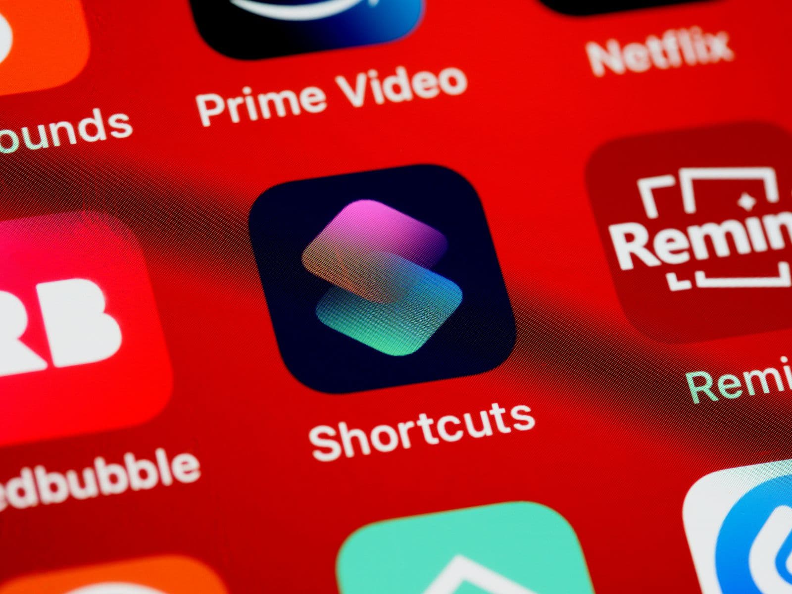 App Icon Rules: Alpha Channels and Sizes for Both Stores