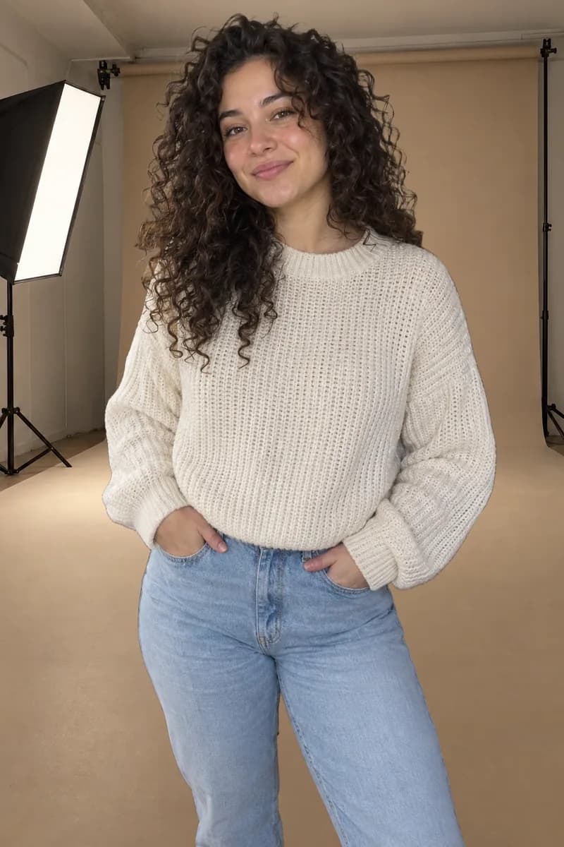 الصورة المقصوصة موضوعة في استوديو تصوير