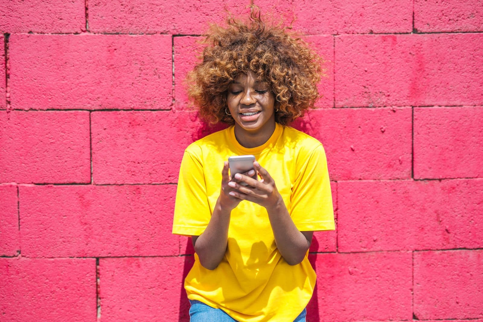How to Turn Your Photos into WhatsApp and Telegram Stickers