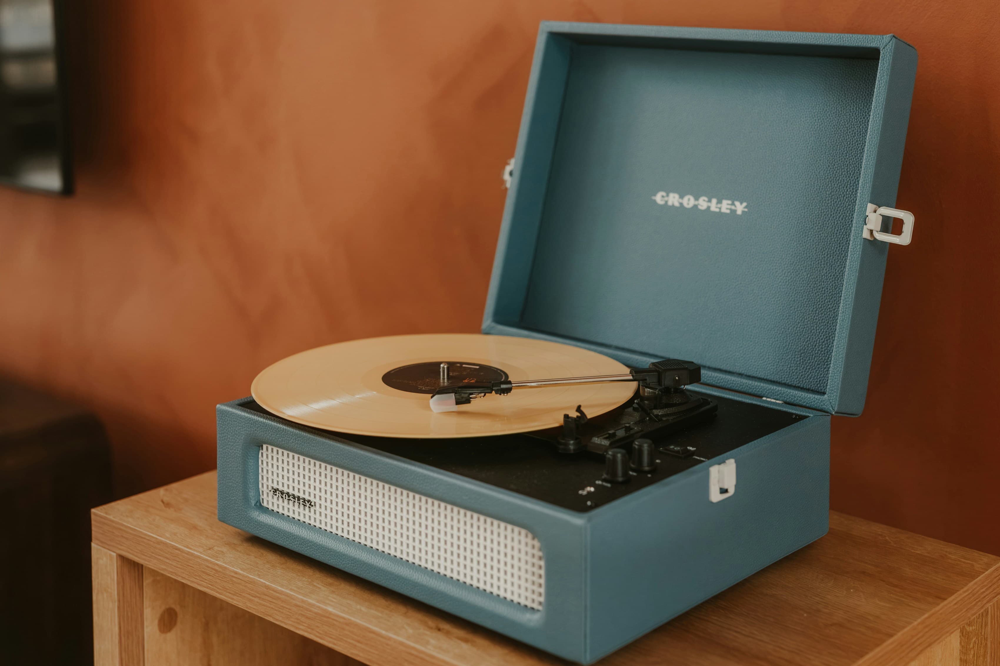 Why custom backgrounds are the future of product photography