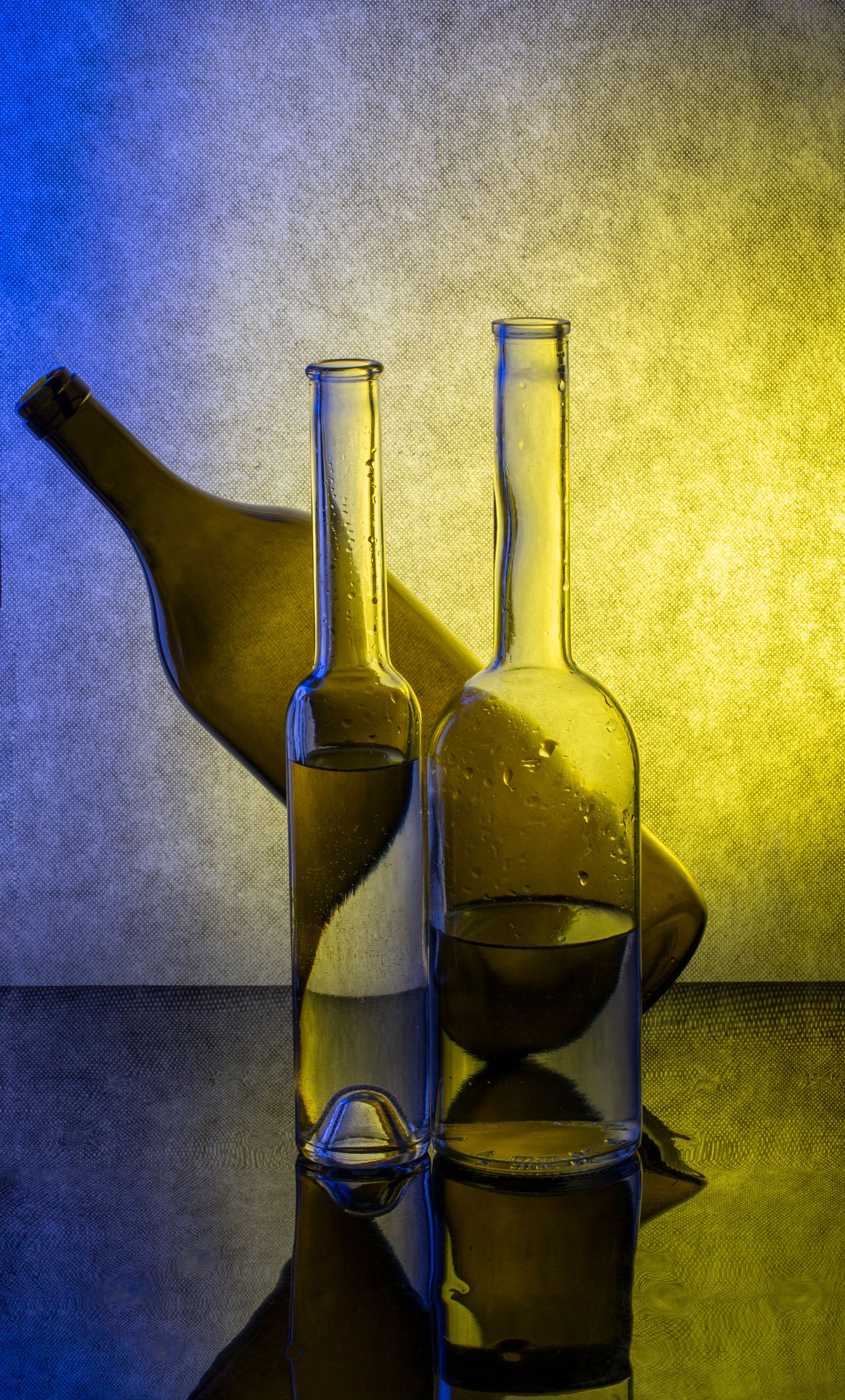 Product on a table lit by cool window daylight on one side and a warm lamp on the other, showing a split color cast